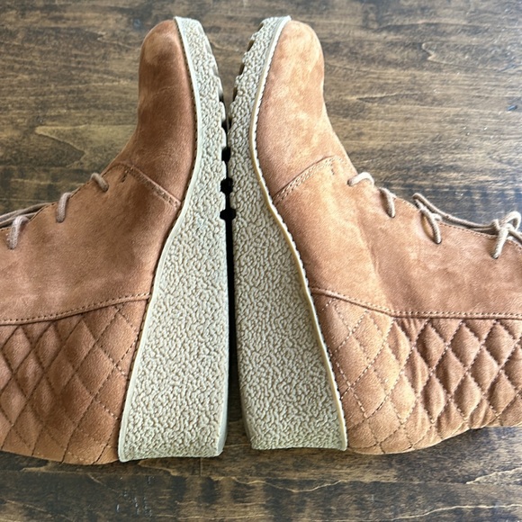 Mia Women's Chestnut Brown Jaimee Quilted Ankle Boots Size 5M - Picture 8 of 10